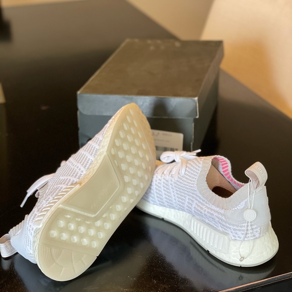 Adidas NMD R1 STLT PK Shoes White Grey Solar Pink - Picture 4 of 4